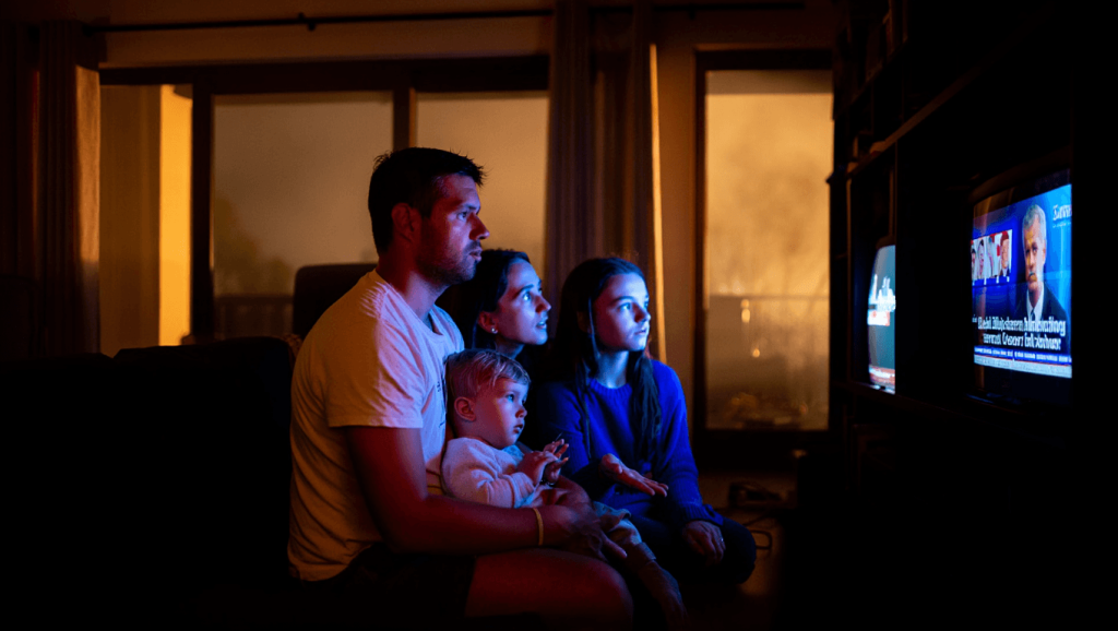 Incendies, fumées : comment
se protéger efficacement chez soi ? Les bons gestes expliqués par
un urgentiste