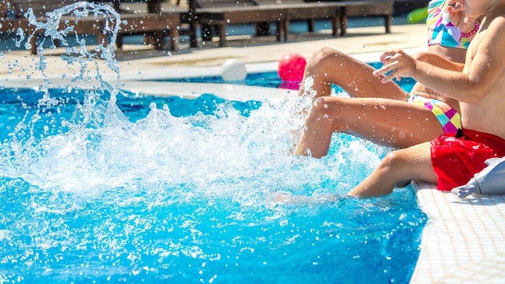 Piscine, baignoire : ces
secondes d’inattention qui peuvent être fatales aux enfants